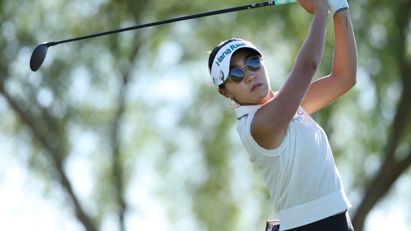 Lydia Ko shoots career-low 60 in opening round of Ford Championship