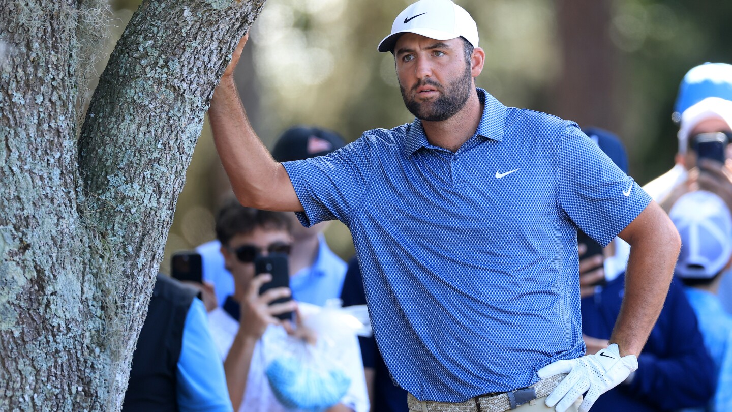 Scottie Scheffler keeps cut streak alive but struggles continue Friday at Players