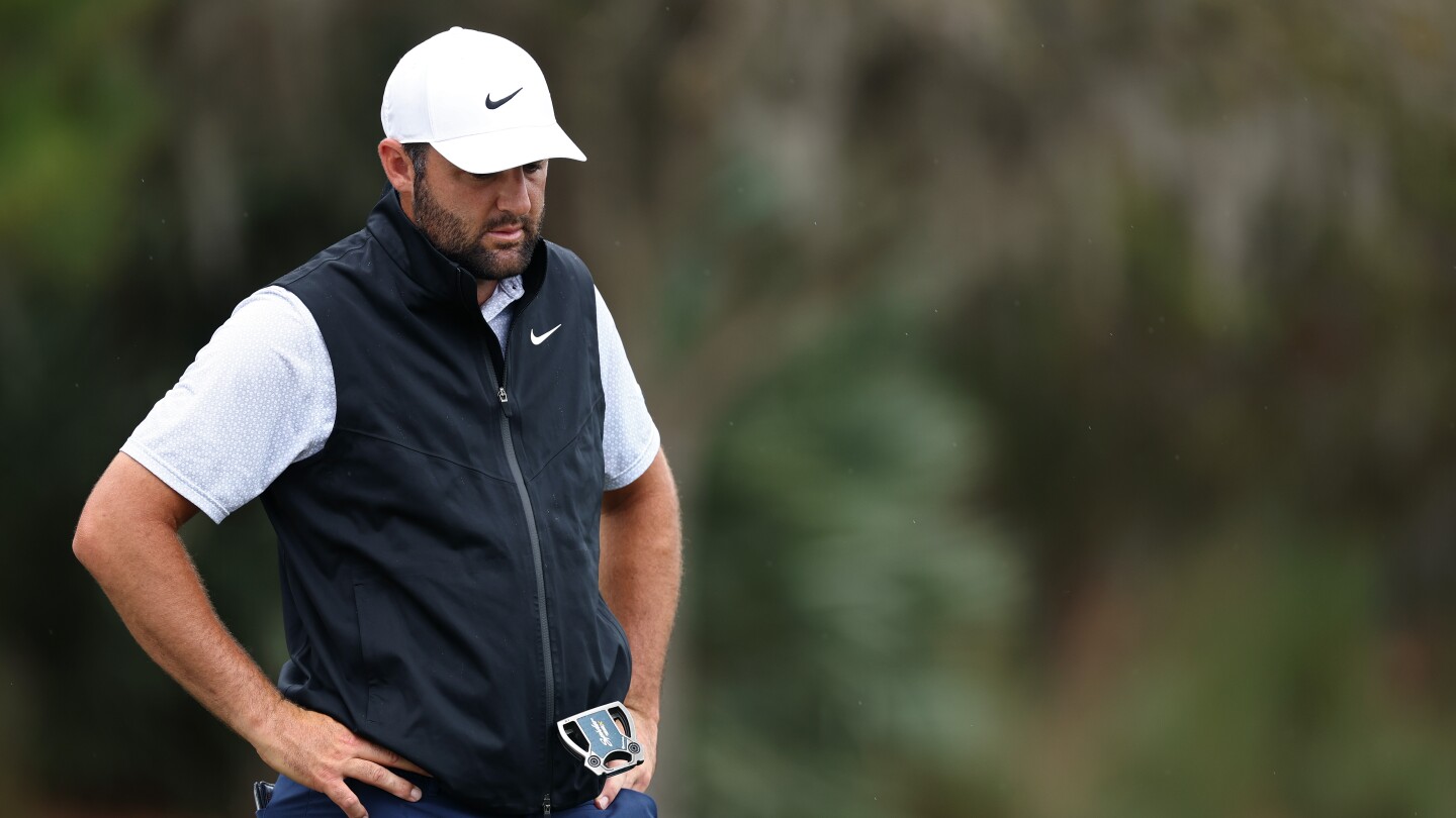 Despite switching back to old driver, Scottie Scheffler (72) still frustrated off tee