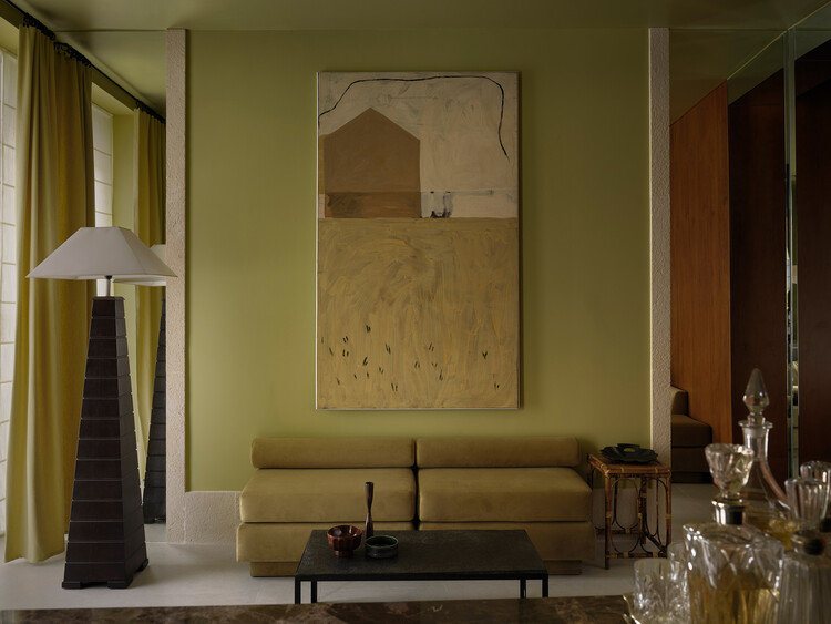 House in Penumbra / Teleno Studio - Interior Photography, Wood, Table, Chair, Lighting