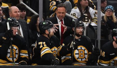 Oct 28, 2025; Boston, Massachusetts, USA; Boston Bruins head coach Marco Sturm talks with left wing Viktor Arvidsson (71) during the second period against the New York Islanders at TD Garden. Mandatory Credit: Winslow Townson-Imagn Images