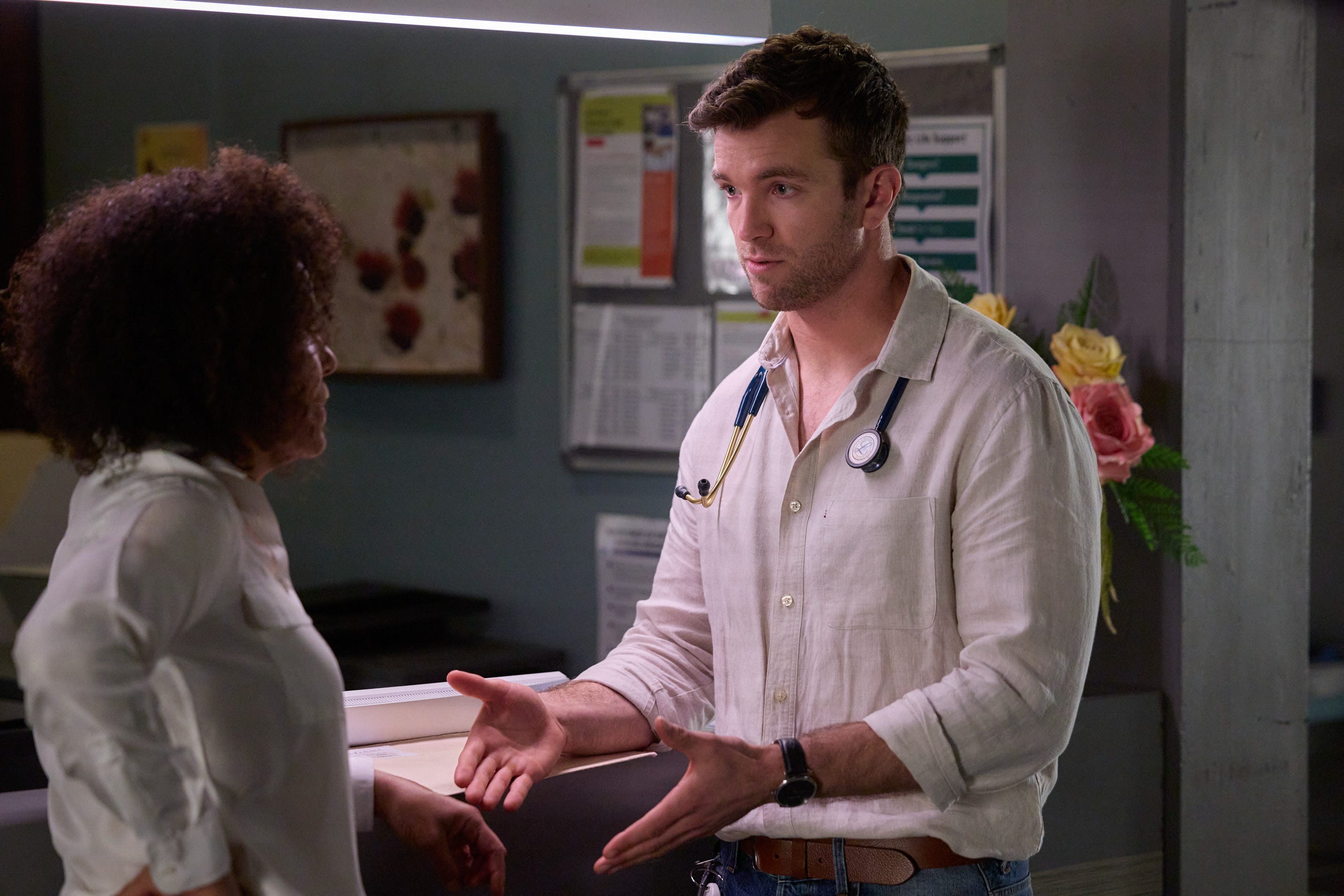 dr swan and levi fowler in home and away