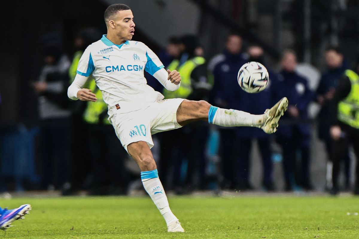 Marseille's English forward #10 Mason Greenwood controls the ball during the French L1 football match between Olympique de Marseille (OM) and RC Strasbourg at the Stade Velodrome in Marseille, southern France, on February 14, 2026.
