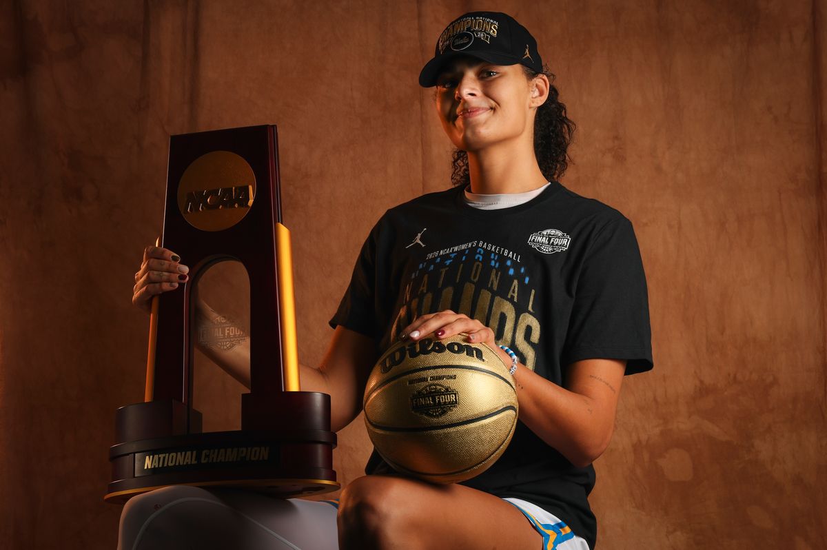 Fans believe that Lauren Betts should be selected No. 1 in the WNBA Draft