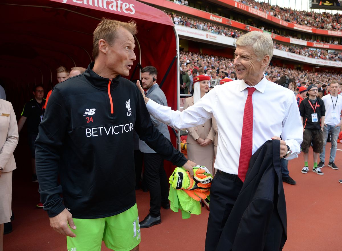 LONDON, ENGLAND - AUGUST 14: Arsene Wenger the Manager of Arsenal with Alex Manninger of Liverpool before the Premier League match between Arsenal and Liverpool at Emirates Stadium on August 14, 2016 in London, England. (Photo by David Price/Arsenal FC via Getty Images)