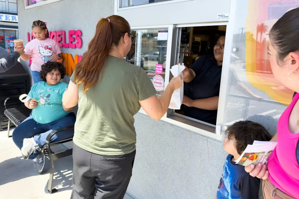 The South LA Dunkin’ Donuts walk-up window. Ringo Chiu for CA Post