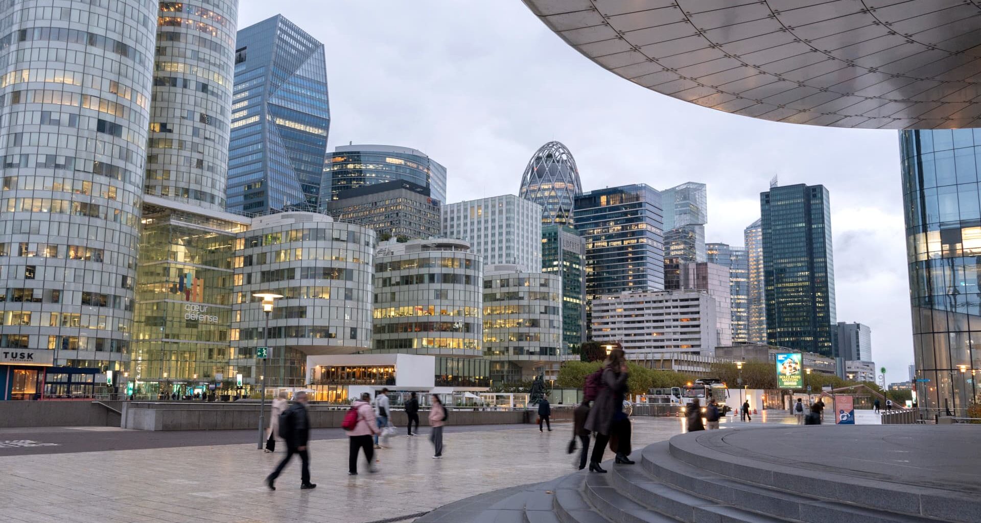 European stocks fall as tech sector faces worst day since February 3