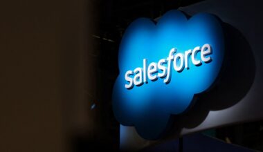 Salesforce won't be discarded in the AI boom, but what companies want is changing