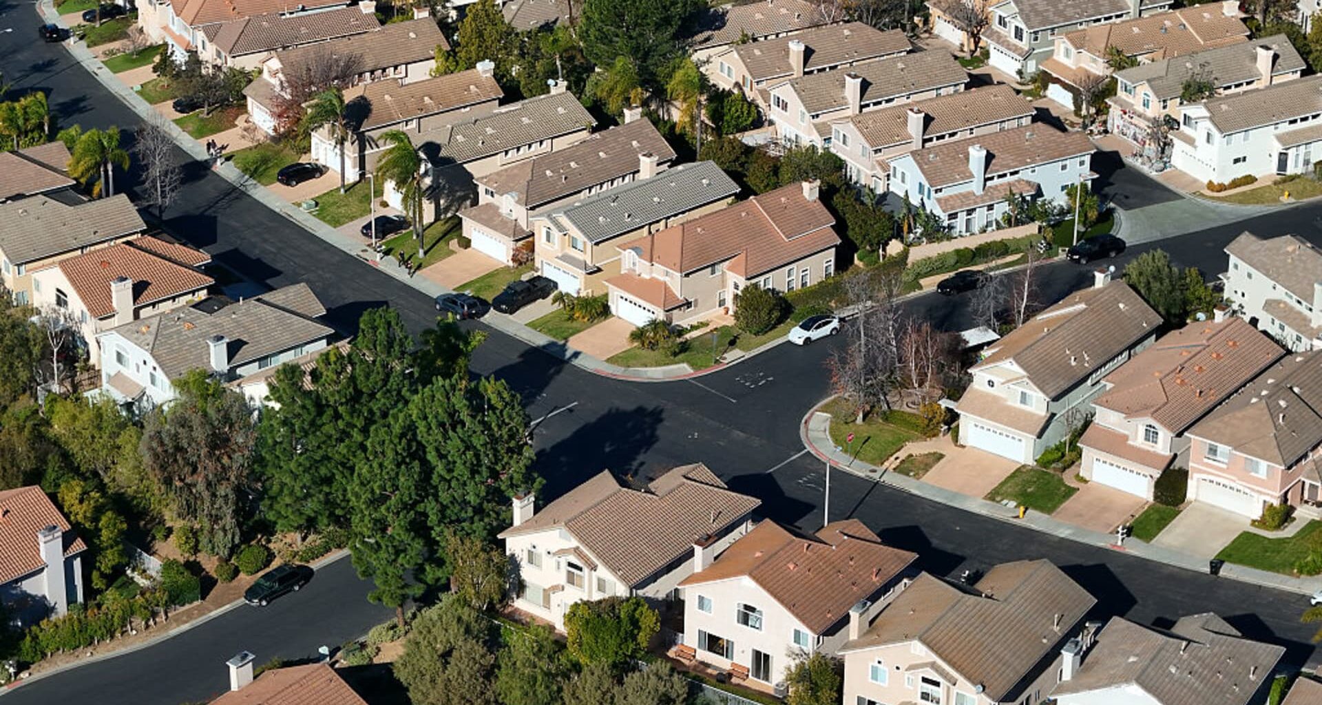Mortgage rates are rising again, but homebuyers are trickling back