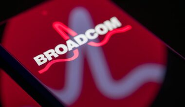 Broadcom shares jump after chipmaker expands Google, Anthropic deals