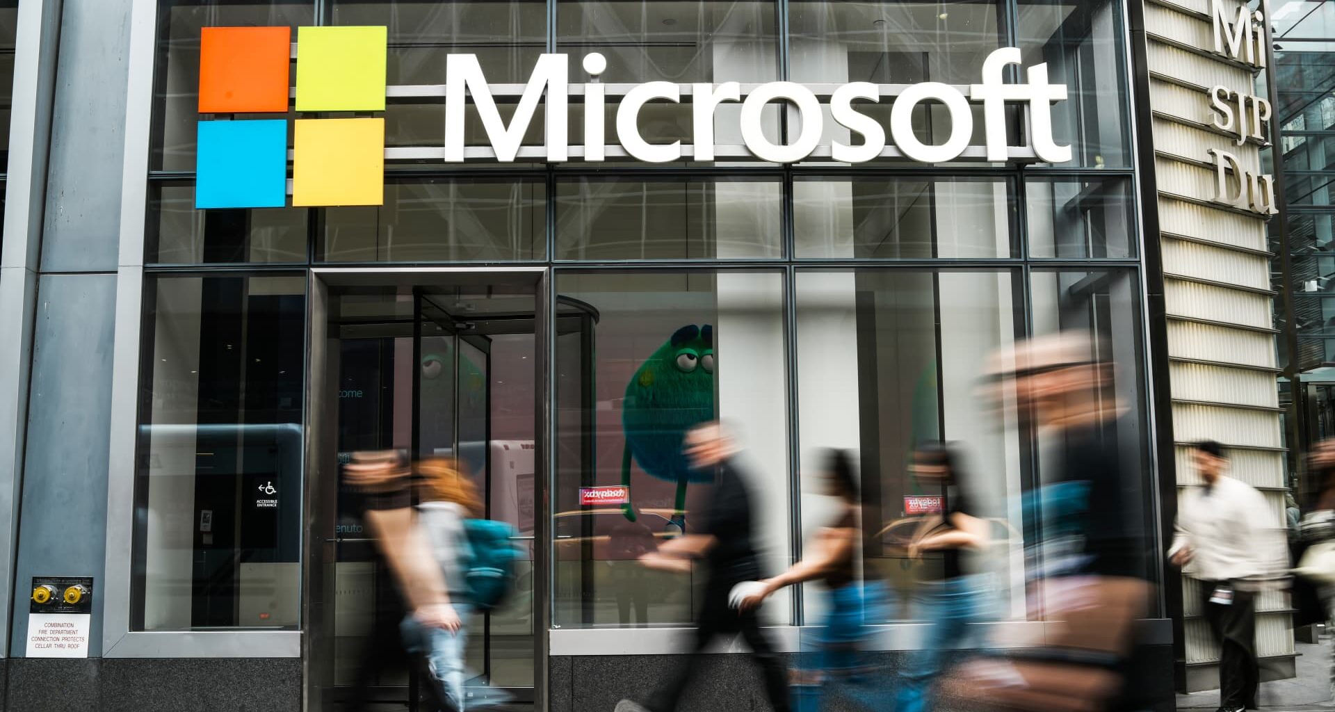 5 things to know before the market opens Friday