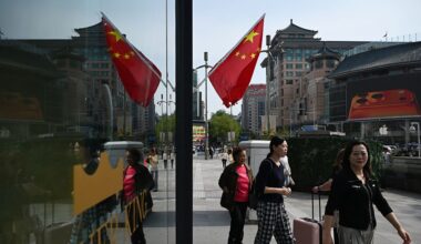 China economic growth accelerates to 5% in first quarter, beating expectations
