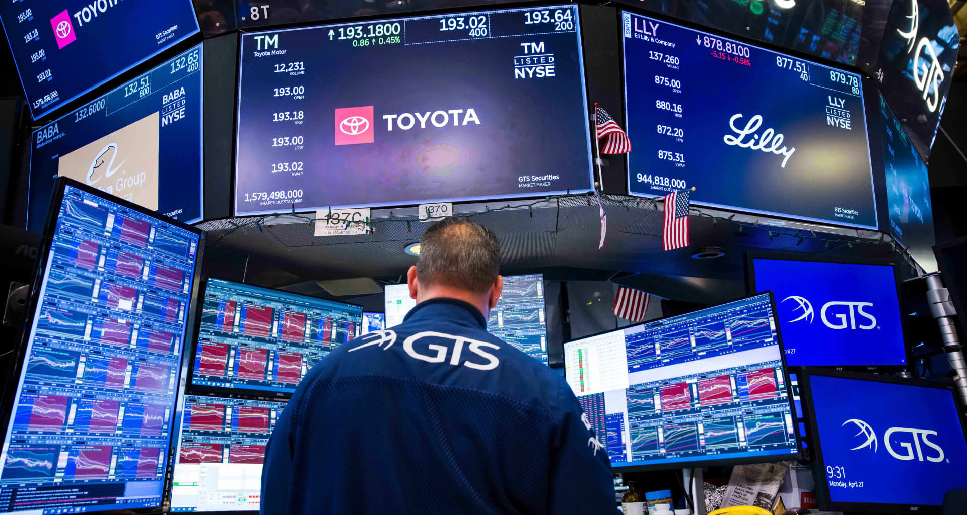 Stock market today: Live updates