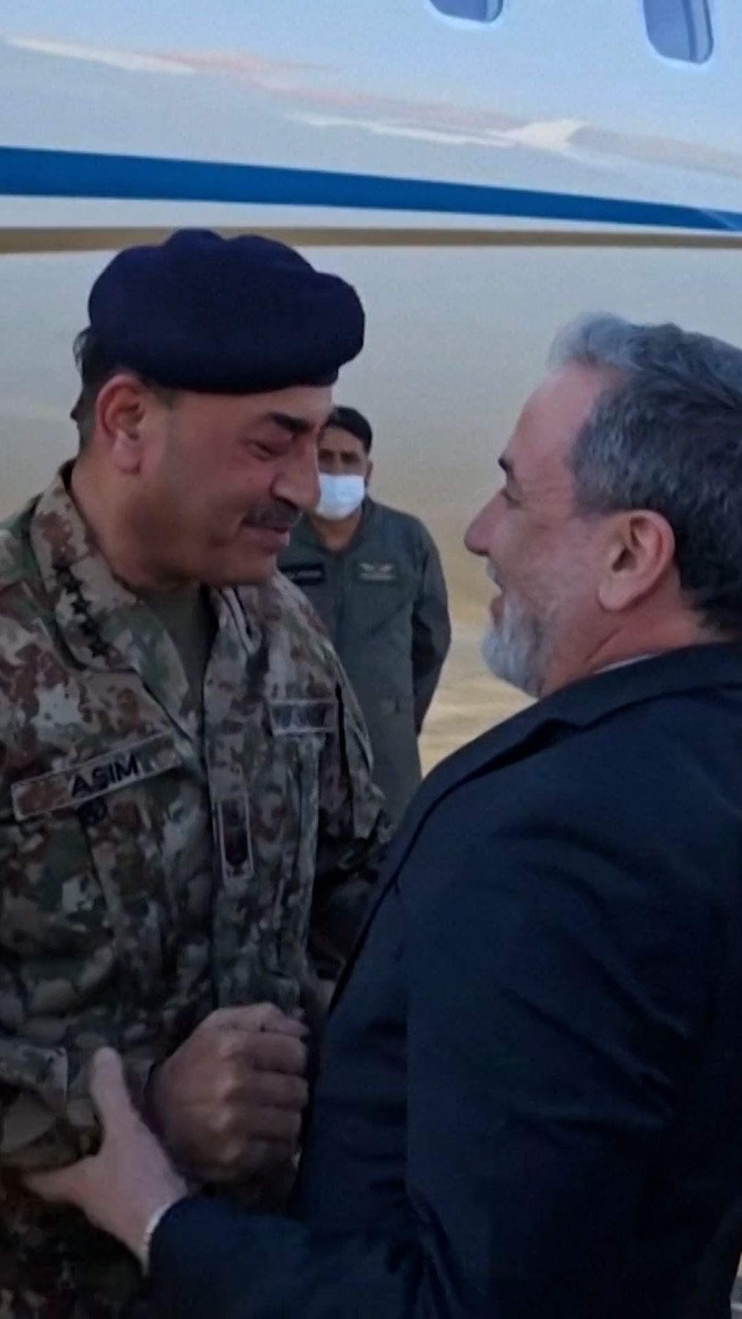 118865_NicRobertsonPakistan THUMB.jpg