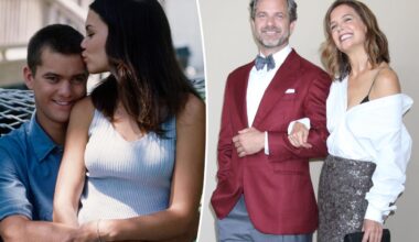 Katie Holmes likes comments about she and Joshua Jackson