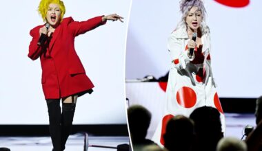 Cyndi Lauper curses out heckler during Las Vegas residency