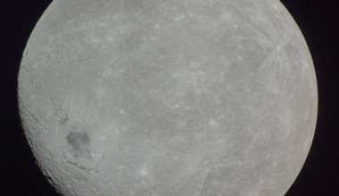Photograph of the far side of the Moon, with Mare Orientale (centre left) and the mare of the crater Apollo (top left) being visible, taken by Orion spacecraft during the Artemis 1 mission (Credit : NASA)
