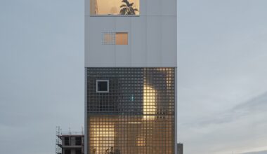 Light House / Studioninedots | ArchDaily