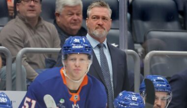 Islanders fire Patrick Roy, name Peter DeBoer replacement