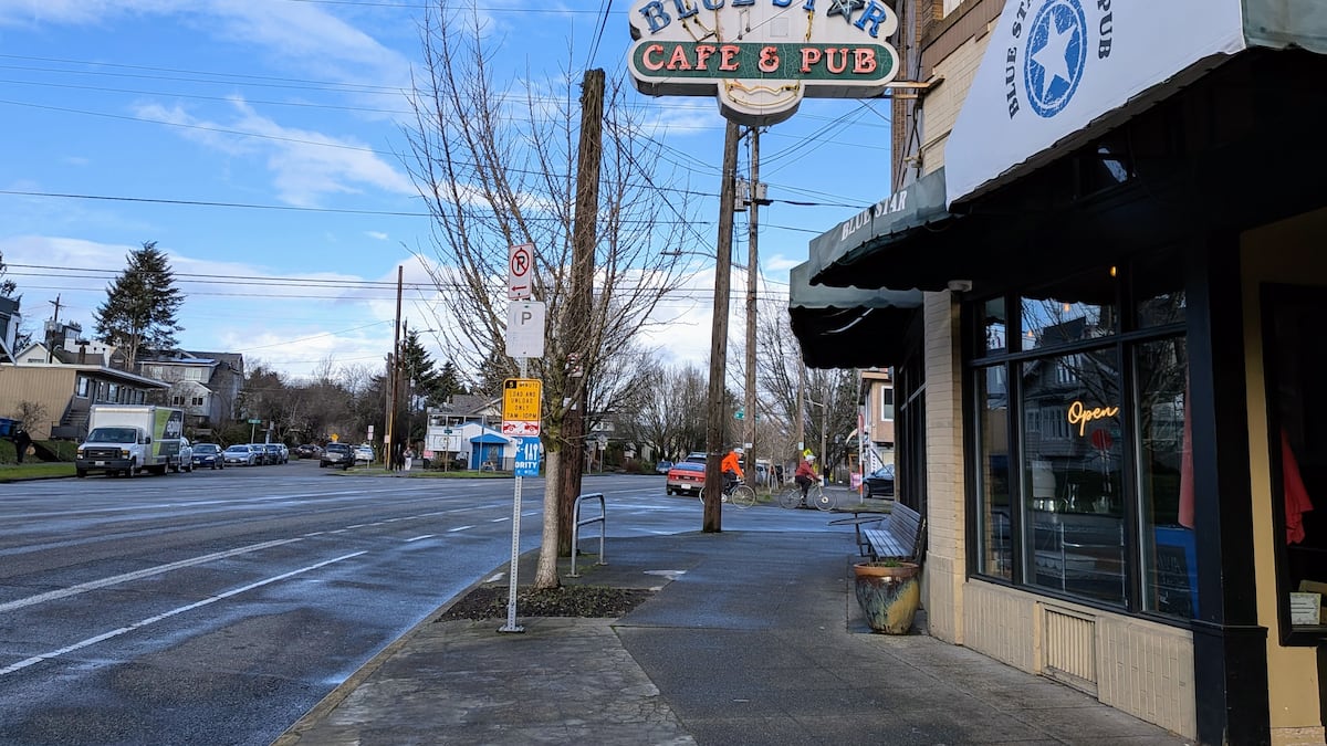 Seattle’s K-shaped economy: Why diners are dying but yachts are booming