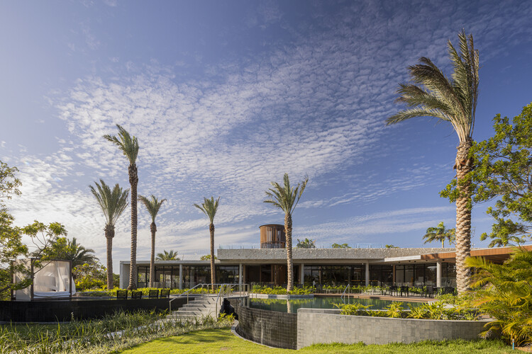 Lakeside Farms Coqueiros Beach / Estúdio Vinicius Macêdo + Novais Arquitetura - Image 1 of 26