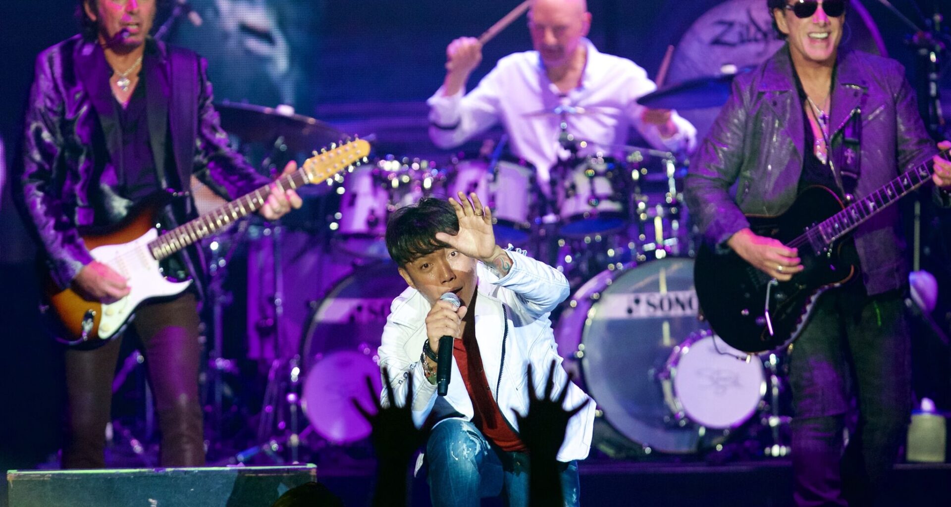 Journey postpones ‘Final Frontier’ tour dates due to illness