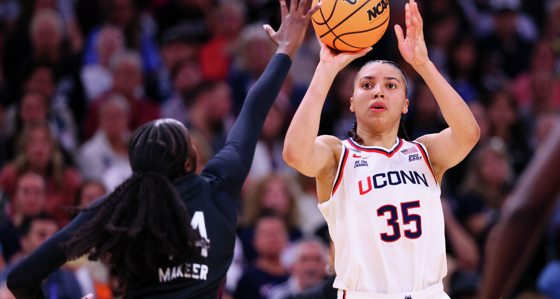 UConn star Azzi Fudd falls from No. 1 pick in new ESPN WNBA Draft mock