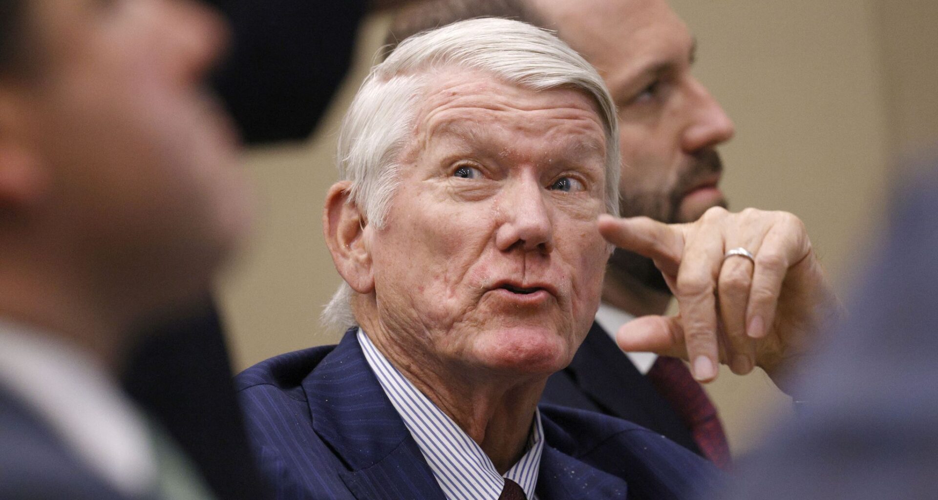 Dallas Mavericks drop damages claim against Stars