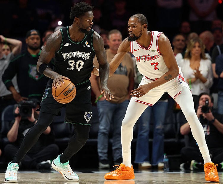 Julius Randle, Kevin Durant