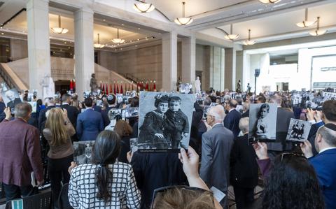 Army veteran who prosecuted Nazis awarded Congressional Gold Medal