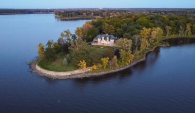 You could buy this 1899 castle on the Island of Montreal for $21.6 million – CTVNews