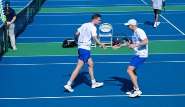 Tennis falls to Wheaton in season-closing contest