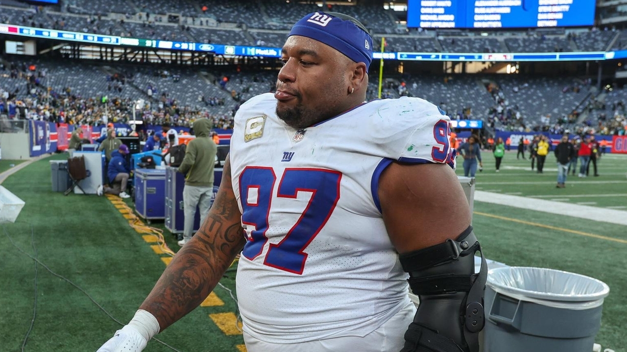 Source: Giants trade Dexter Lawrence to Bengals for No. 10 pick
