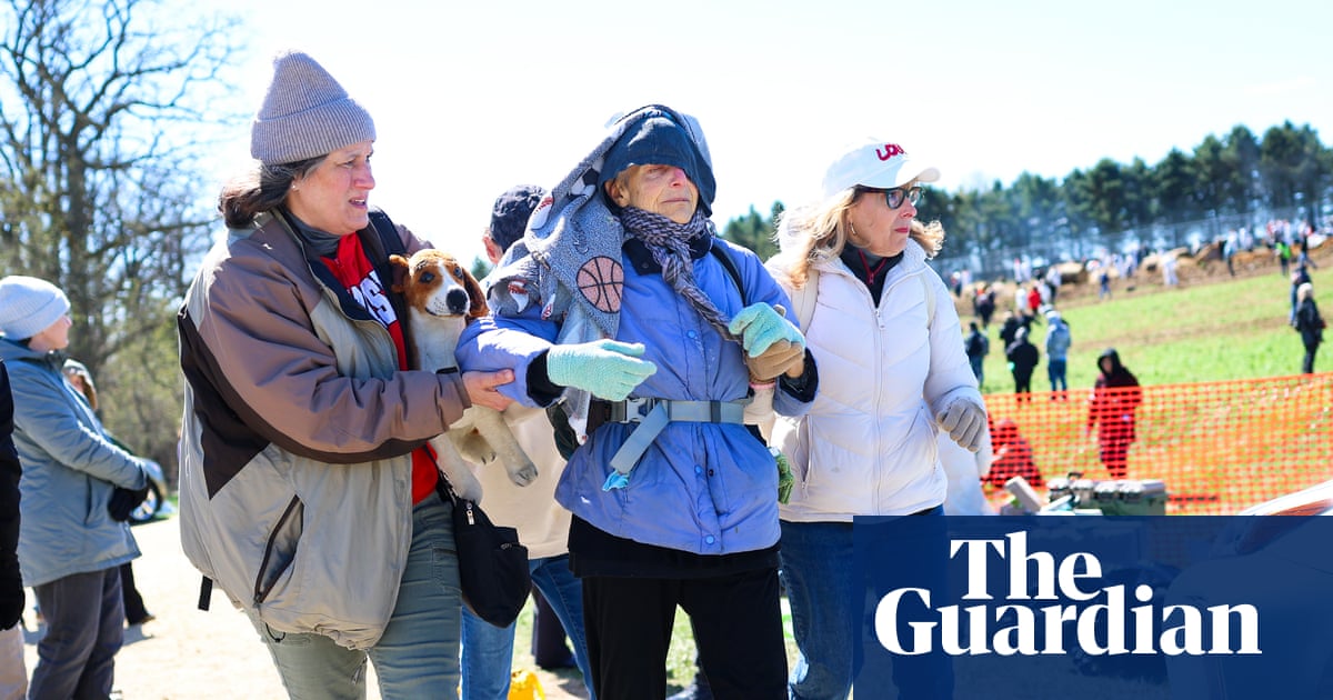Police use gas and rubber bullets on activists at beagle facility in Wisconsin | Wisconsin