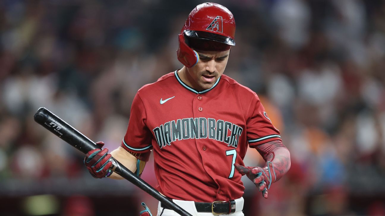 Diamondbacks' Corbin Carroll leaves with low back tightness