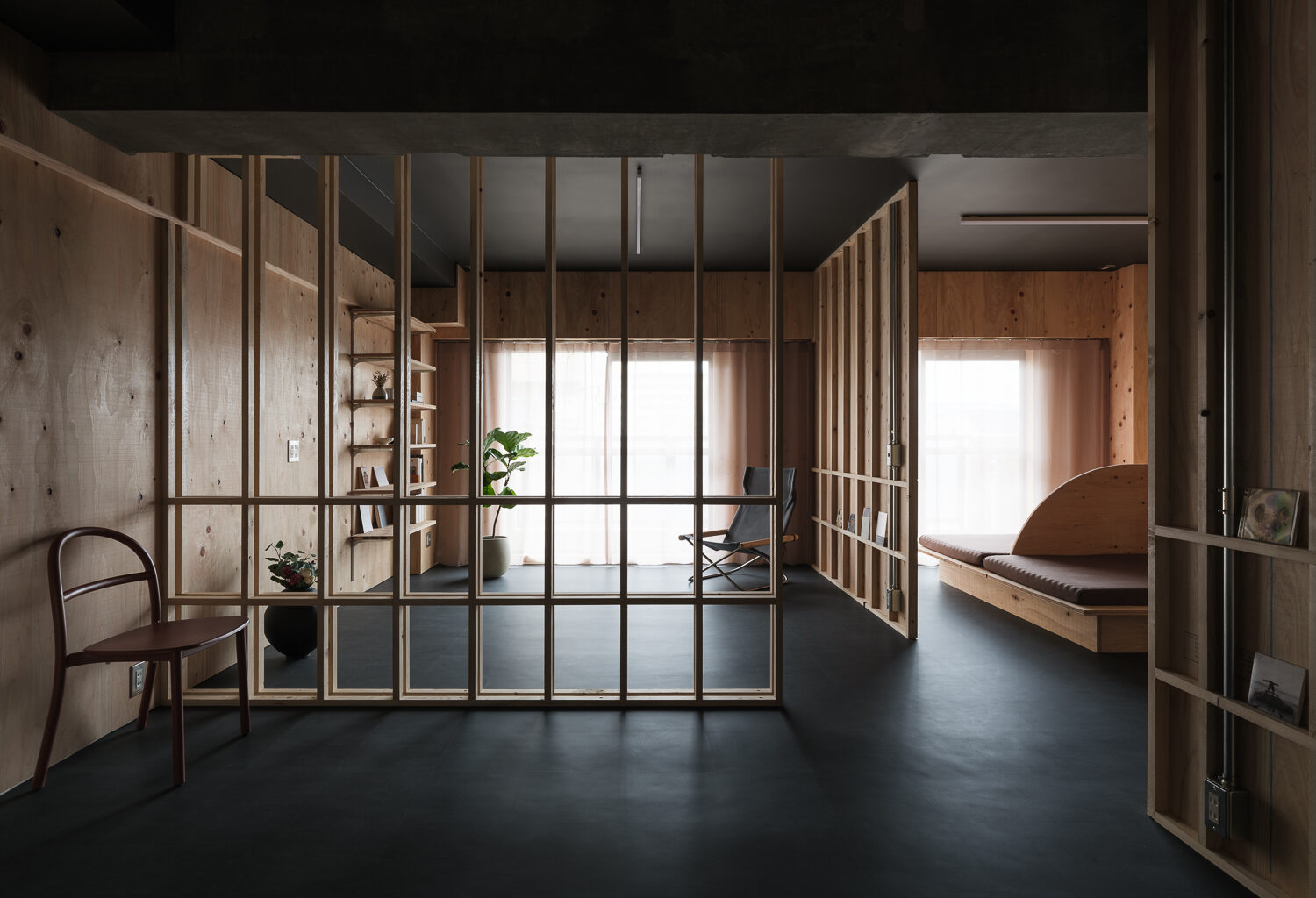 Six-Grid House in Osaka / Atelier 405