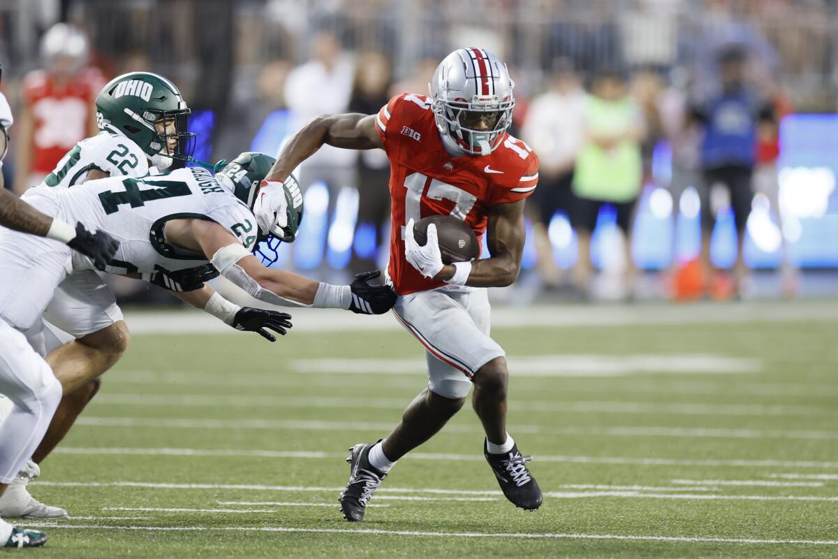 Ohio State receiver Carnell Tate plays against Ohio on Sept. 13.