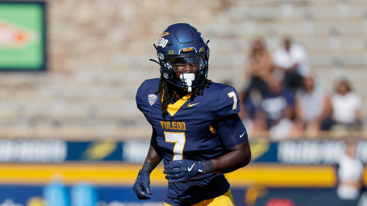 Toledo safety Emmanuel McNeil-Warren plays against Akron on Sept. 27.