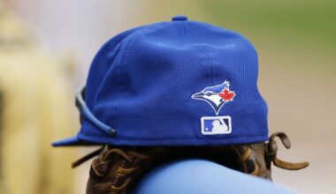 Blue Jays bus from Phoenix to SoCal after plane is grounded