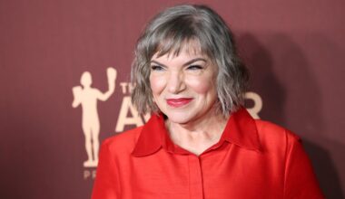 Facts of Life star Mindy Cohn reveals diagnosis with second bout of cancer