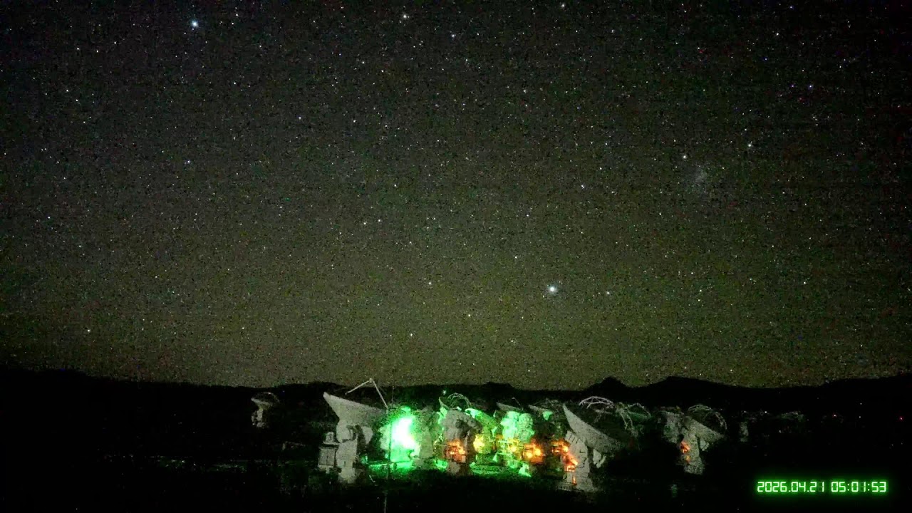 The Atacama Large Millimeter/submillimeter Array (ALMA) and Starry sky LIVE, Chile - YouTube