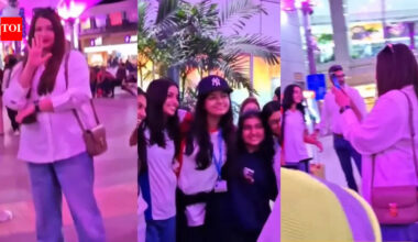 Aishwarya Rai Bachchan picks Aaradhya from airport after a school tour, turns photographer for her, netizens call her 'best mom' - WATCH VIDEO |