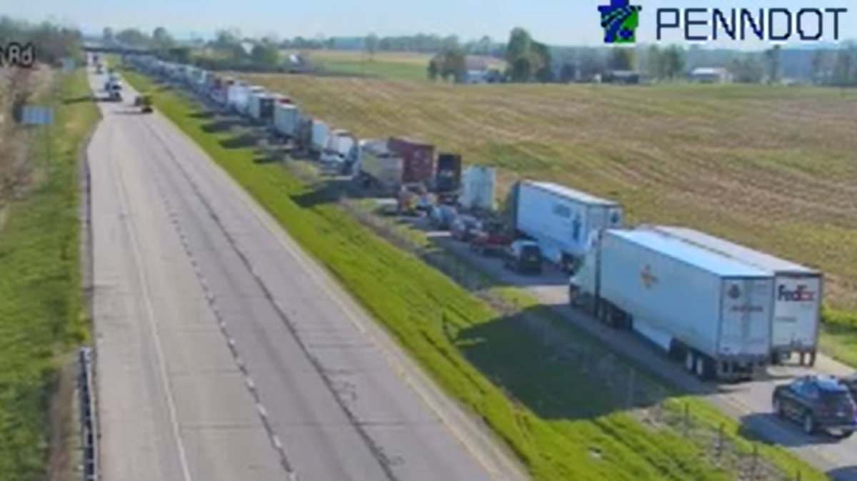 Franklin County, Pa. crash shuts down Interstate 81