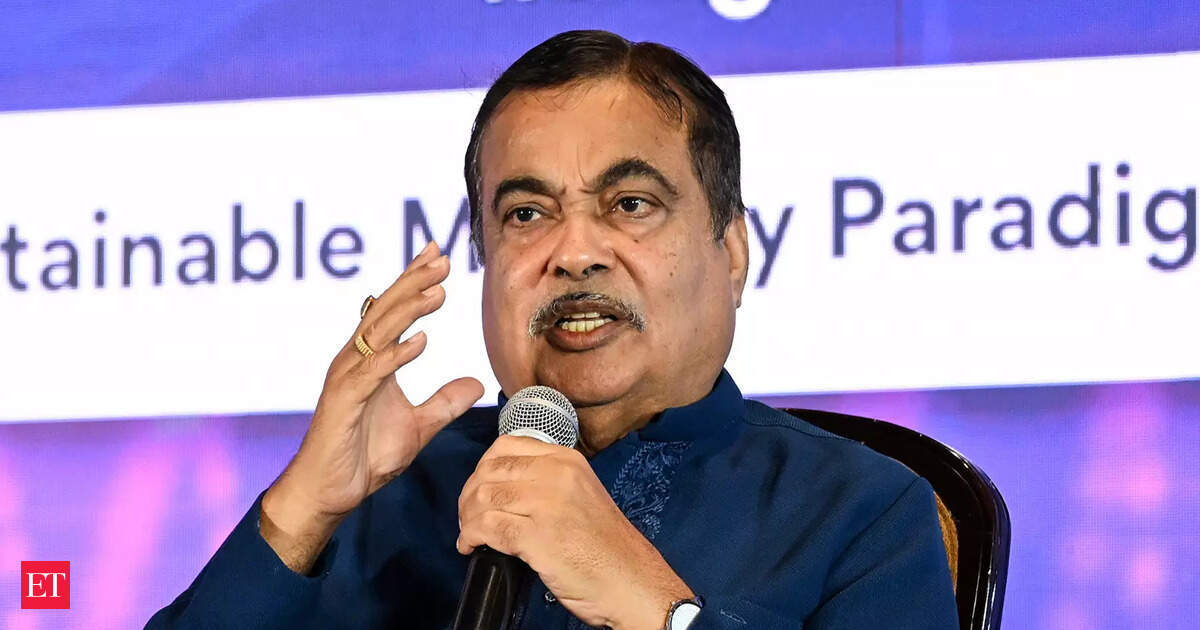 India should aim for 100% ethanol blending, says Nitin Gadkari