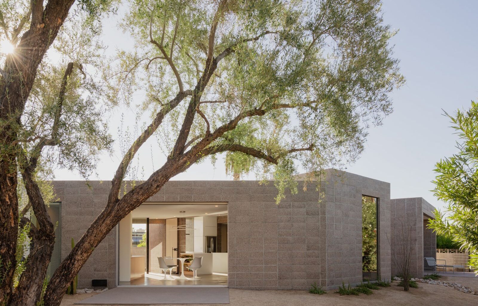 You’d Never Guess This Concrete ADU Is Part of a Phoenix Golf Community
