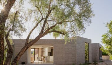 You’d Never Guess This Concrete ADU Is Part of a Phoenix Golf Community