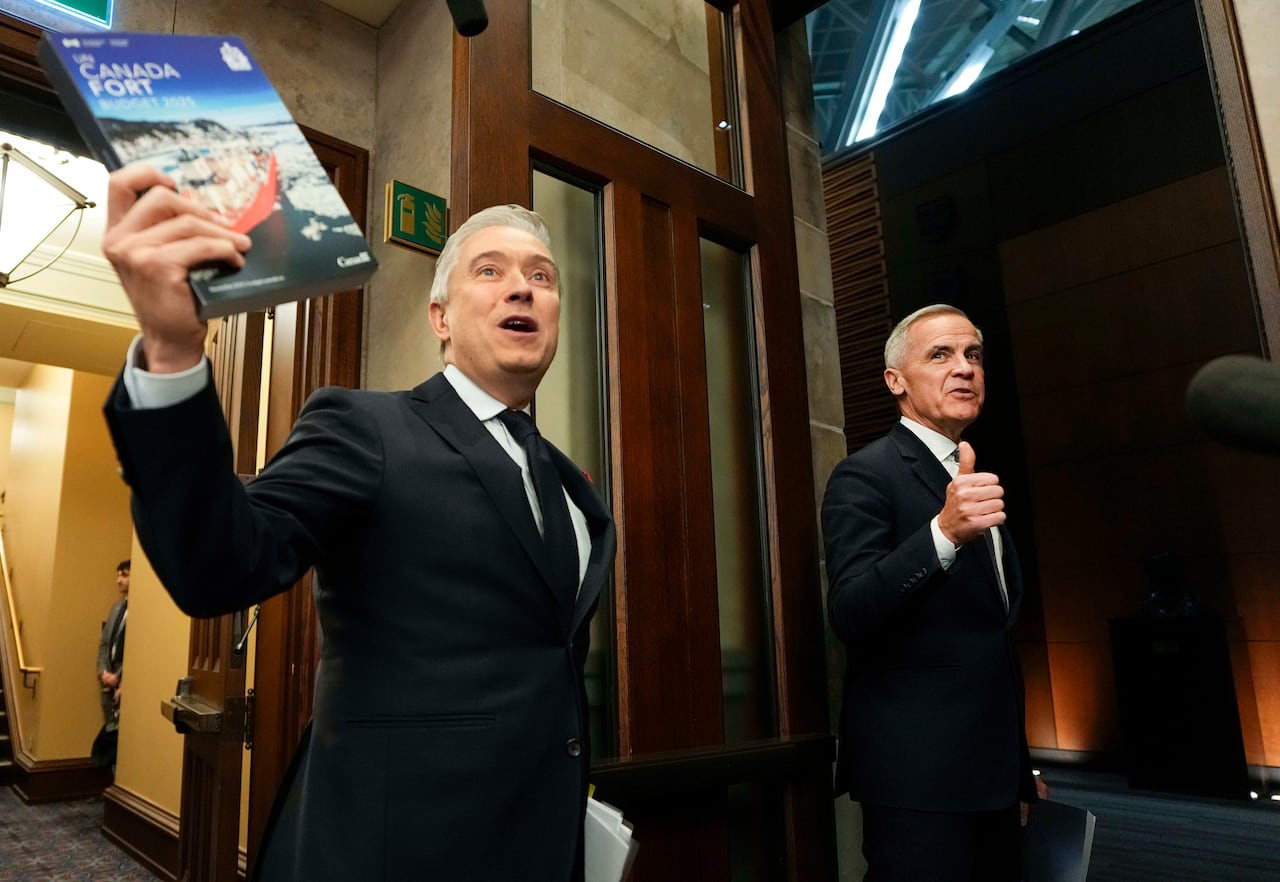 Prime Minister Mark Carney and Minister of Finance and National Revenue Francois-Philippe Champagne