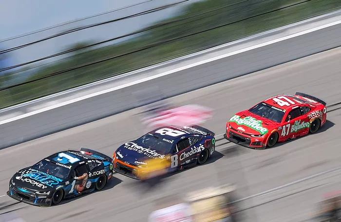 Ross Chastain, Trackhouse Racing, Kyle Busch, Richard Childress Racing, Ricky Stenhouse Jr., HYAK Motorsports