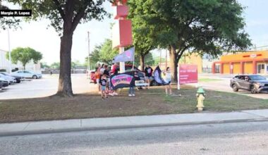 Spurs fans celebrate Game 4 win on SW Military Drive