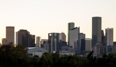 Economic anxiety is rising in Houston, Rice University survey shows
